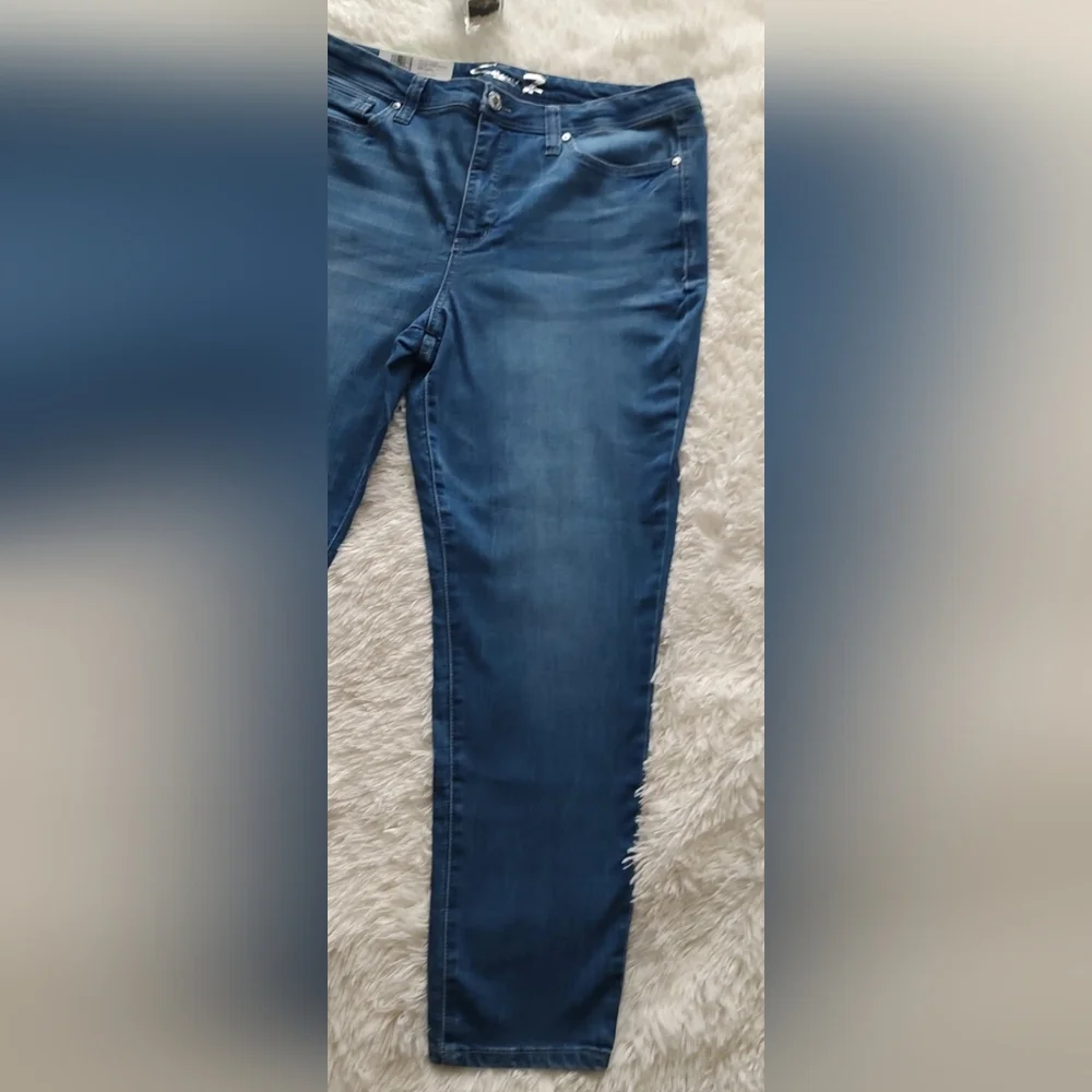 Seven 7 jeans Women Novelty Skinny Size 18 Color Blue  Embellished Pockets New